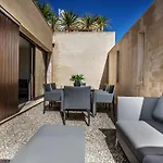 Schicke Und Moderne Im Stadtzentrum By Interhome Apartment