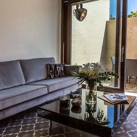 Schicke Und Moderne Im Stadtzentrum By Interhome Apartment Saint-Tropez